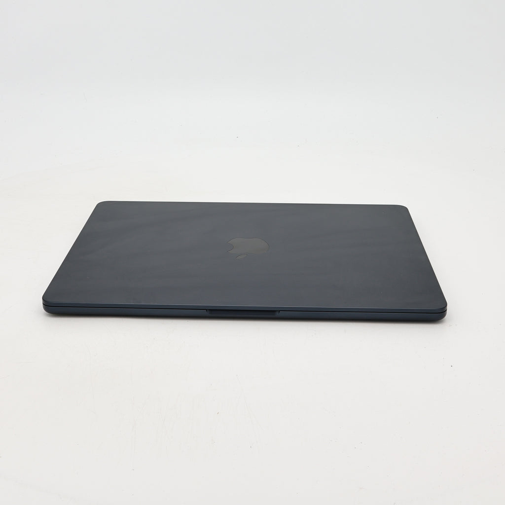 95新 Apple MacBook Air 22年 13寸 M2（8+8核） 8G RAM 256G SSD 午夜色