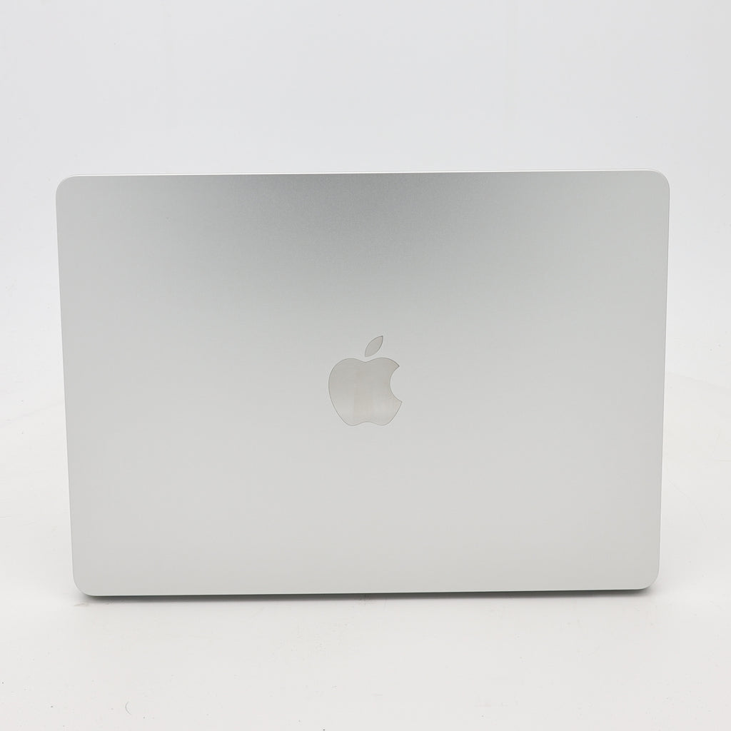 95新 Apple MacBook Air 22年 13寸 M2（8+8核） 8G RAM 256G SSD 銀色