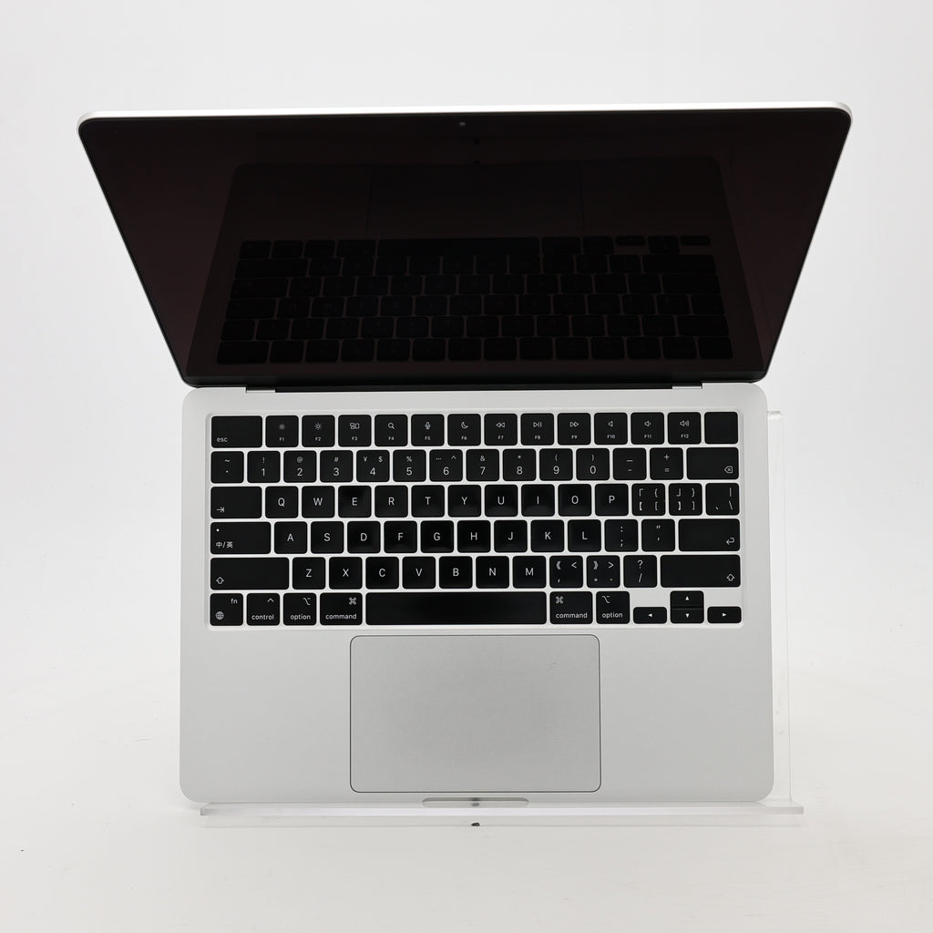 95新 Apple MacBook Air 22年 13寸 M2（8+8核） 8G RAM 256G SSD 銀色