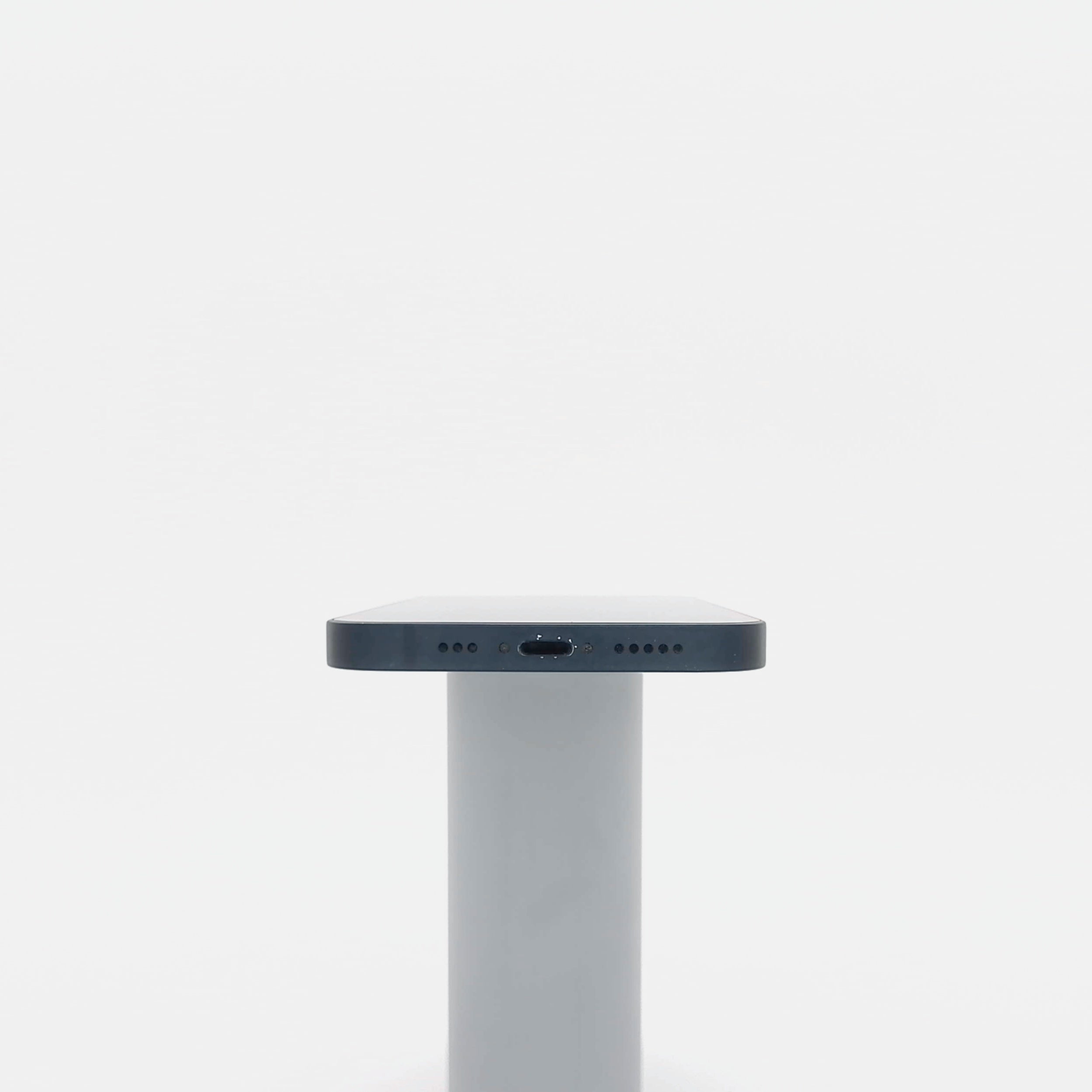 95新 Apple iPhone 13 256G 午夜色 中國大陸版