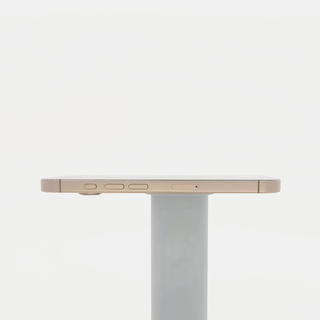 95新 Apple iPhone 16 Pro 128G 沙漠色鈦金屬 中國大陸版