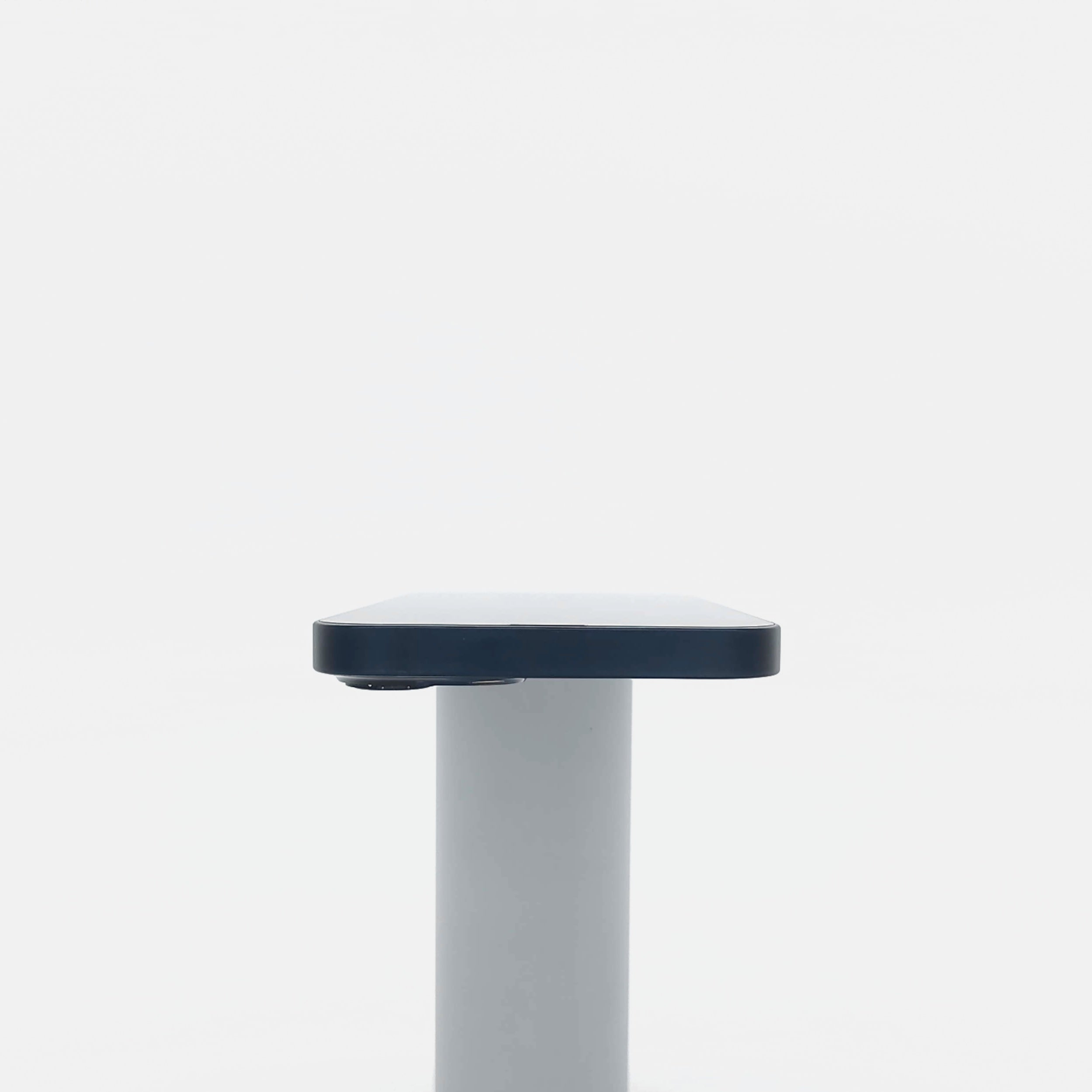 95新 Apple iPhone 13 256G 午夜色 中國大陸版