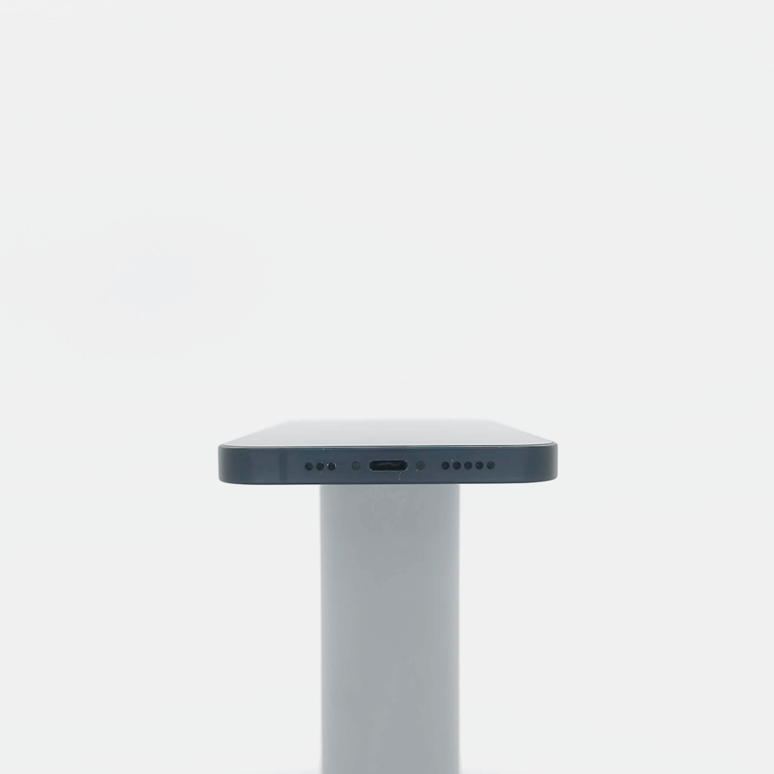 95新 Apple iPhone 13 128G 午夜色 中國大陸版