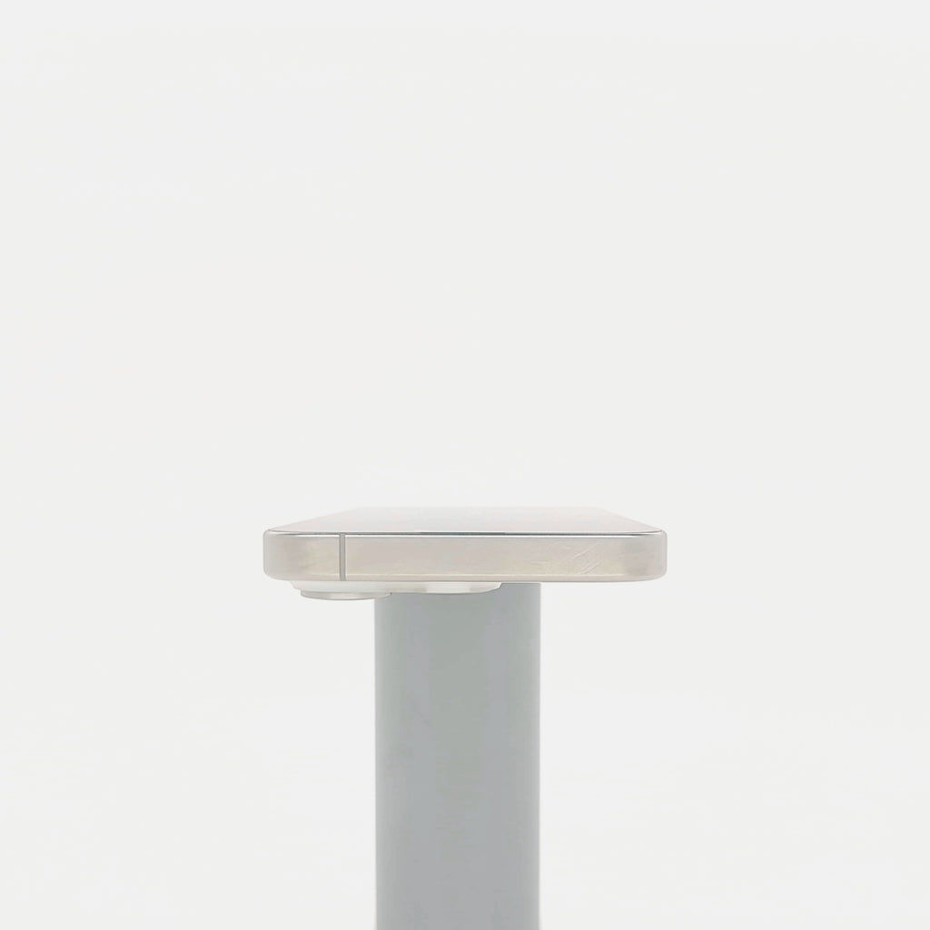 95新 Apple iPhone 15 Pro 256G 白色鈦金屬 中國大陸版