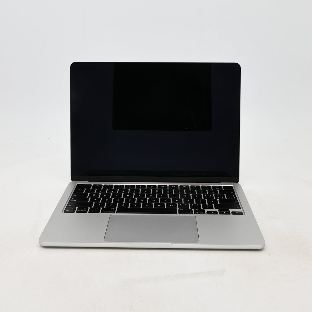 95新 Apple MacBook Air 22年 13寸 M2（8+10核） 8G RAM 512G SSD 銀色