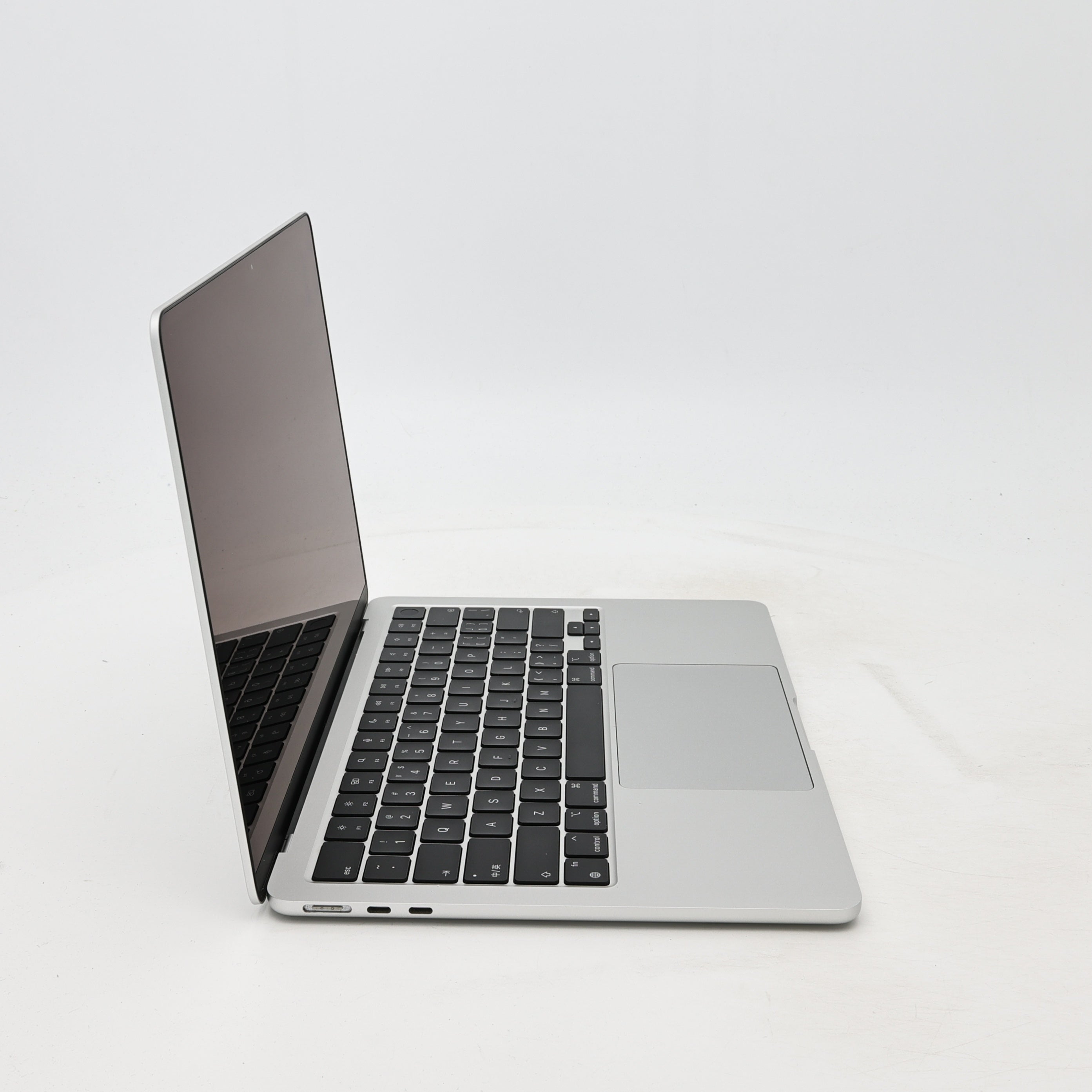 95新 Apple MacBook Air 22年 13寸 M2（8+10核） 8G RAM 512G SSD 銀色