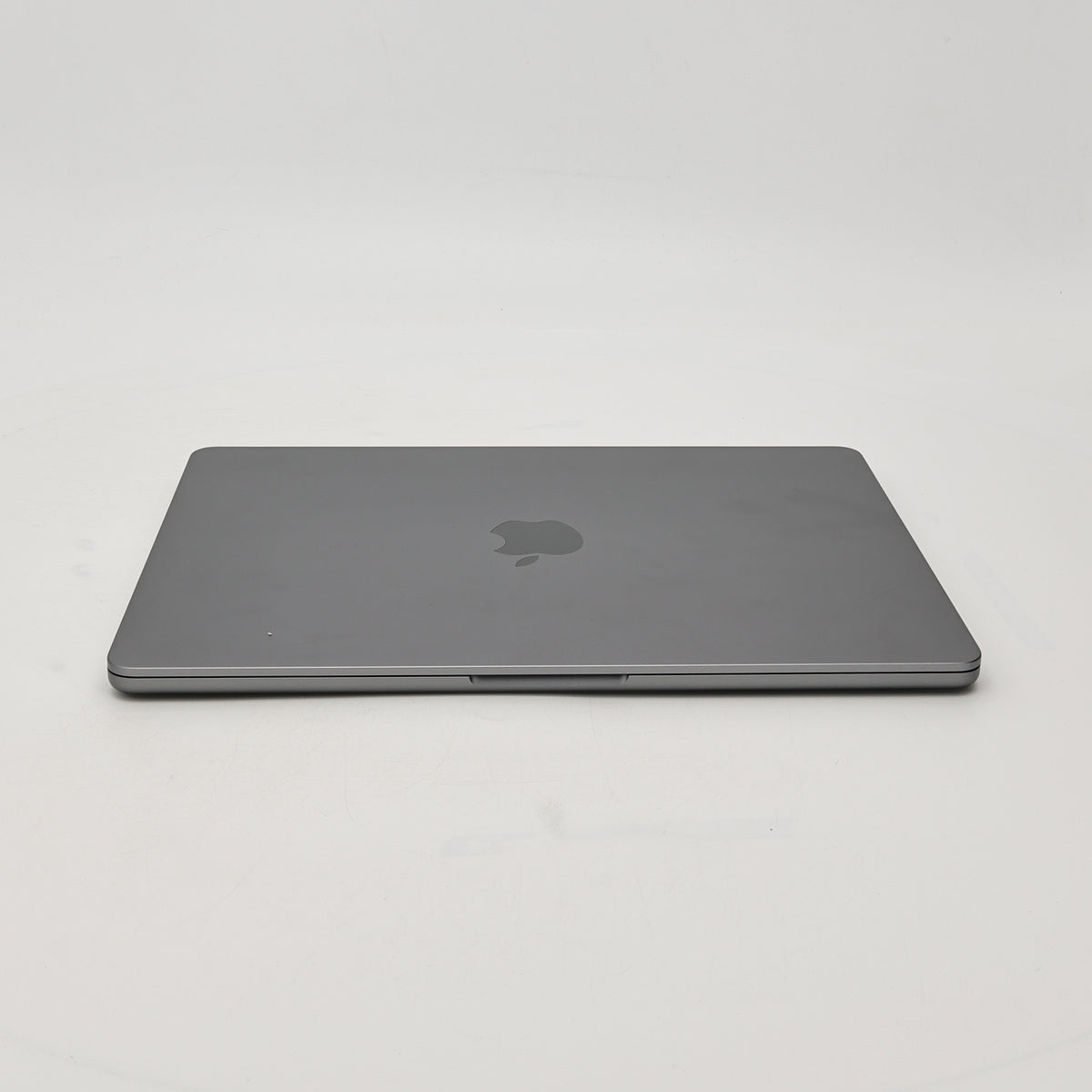 99新 Apple MacBook Air 22年 13寸 M2（8+10核） 8G RAM 512G SSD 深空灰色