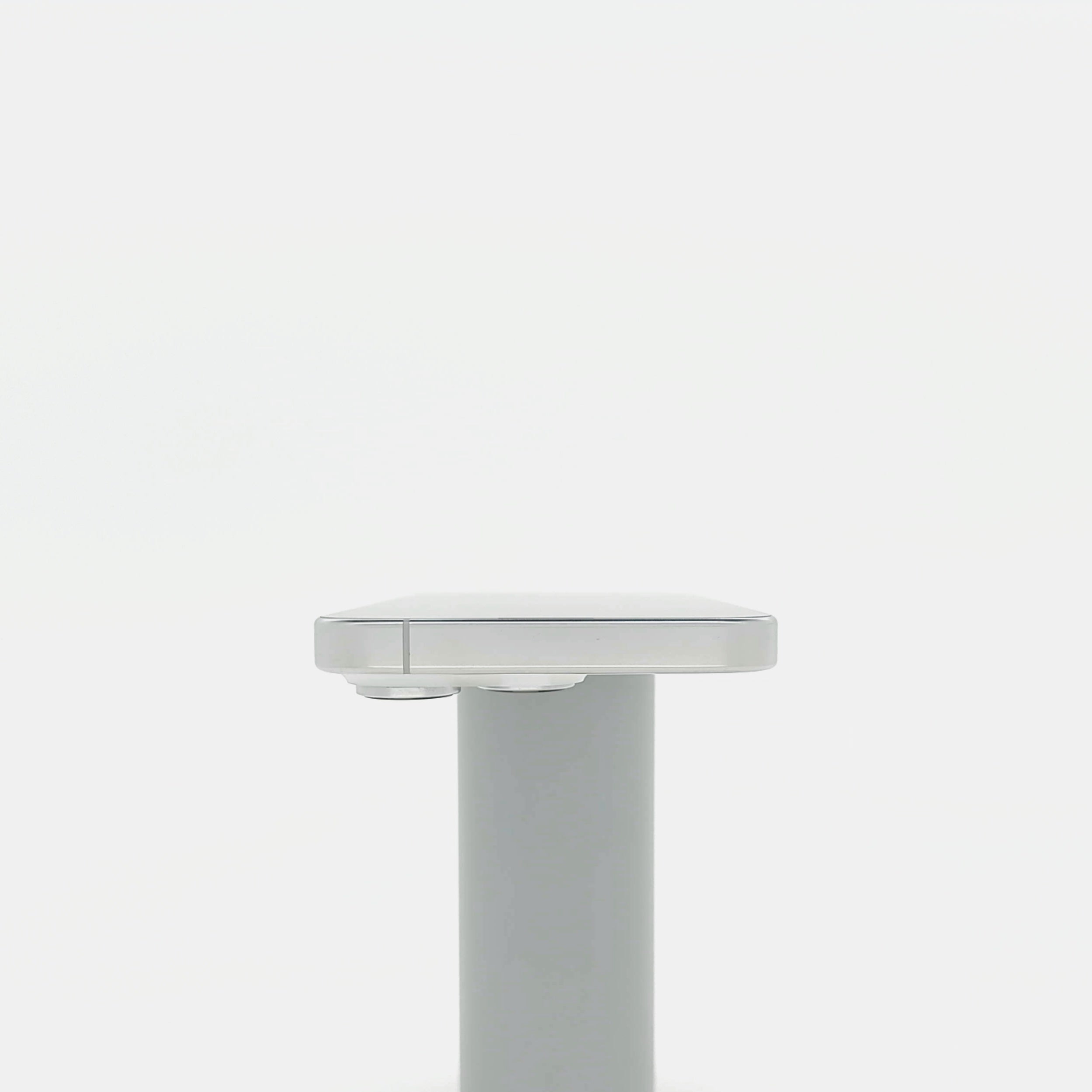 95新 Apple iPhone 16 Pro 128G 白色鈦金屬 中國大陸版