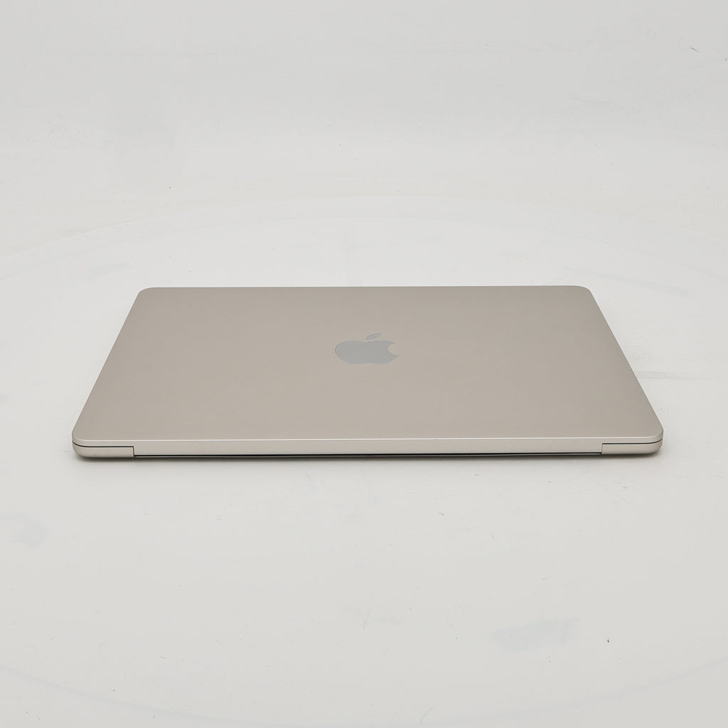 95新 Apple MacBook Air 22年 13寸 M2（8+8核） 8G RAM 256G SSD 星光色