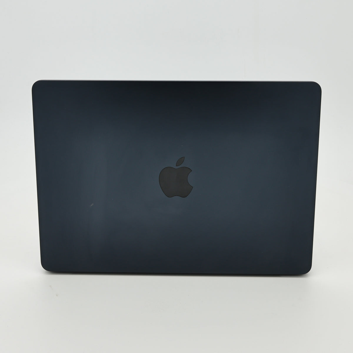 95新 Apple MacBook Air 22年 13寸 M2（8+8核） 8G RAM 256G SSD 午夜色
