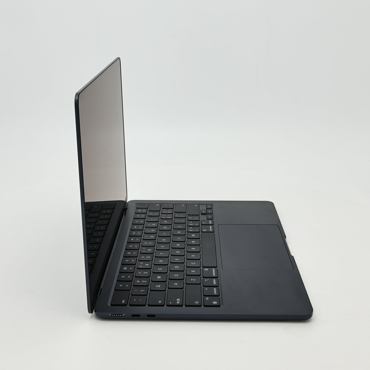 95新 Apple MacBook Air 22年 13寸 M2（8+8核） 8G RAM 256G SSD 午夜色