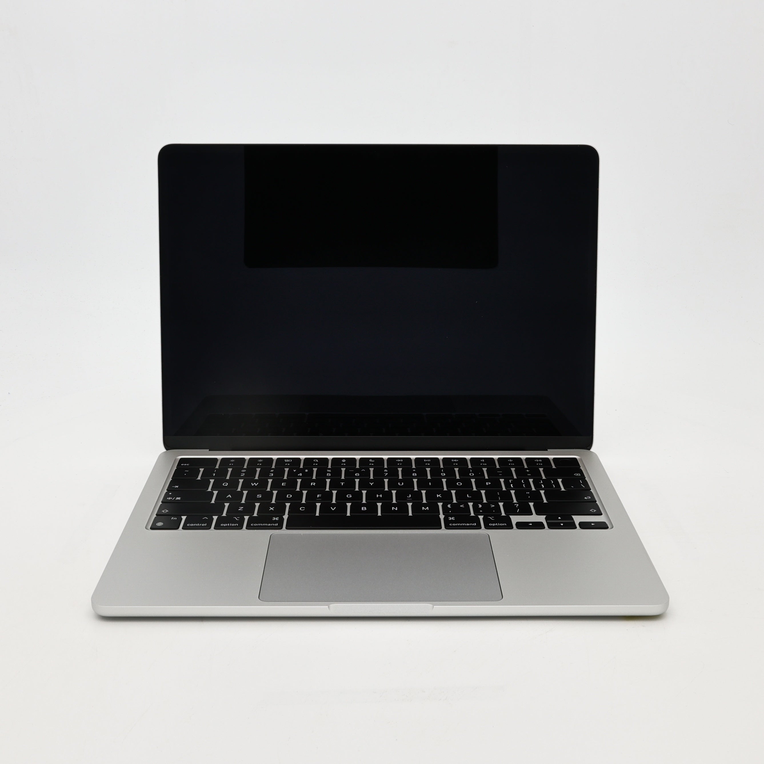 95新 Apple MacBook Air 22年 13寸 M2（8+8核） 8G RAM 256G SSD 銀色