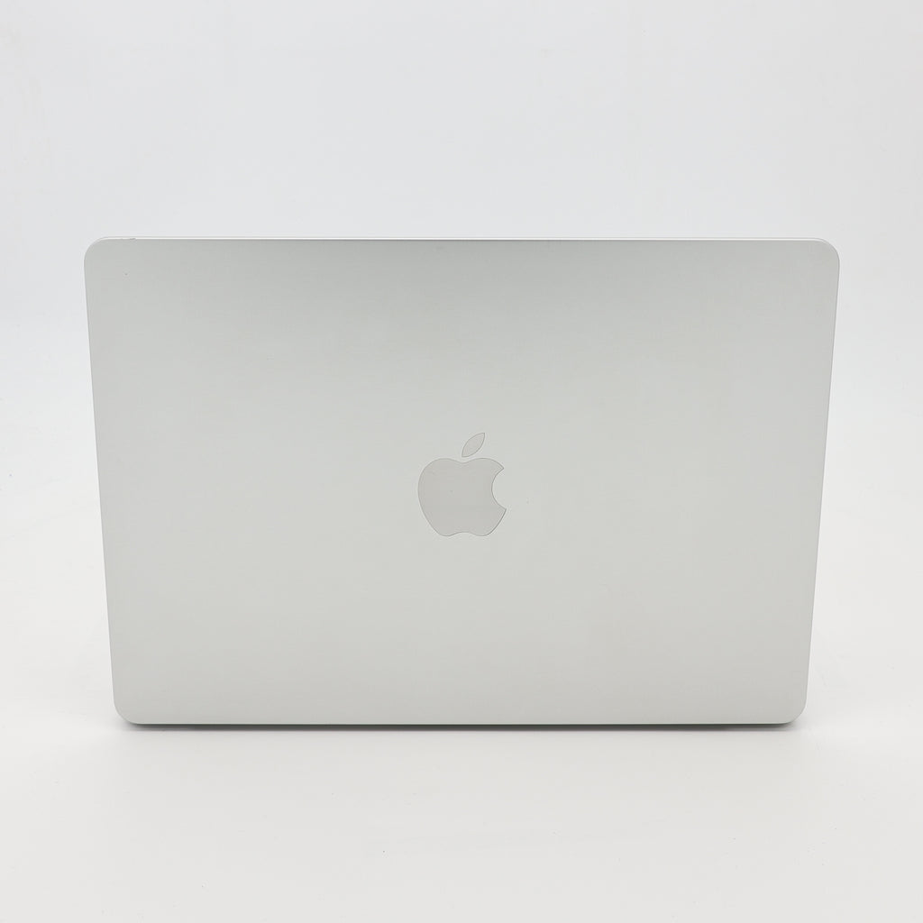 95新 Apple MacBook Air 22年 13寸 M2（8+8核） 8G RAM 256G SSD 銀色