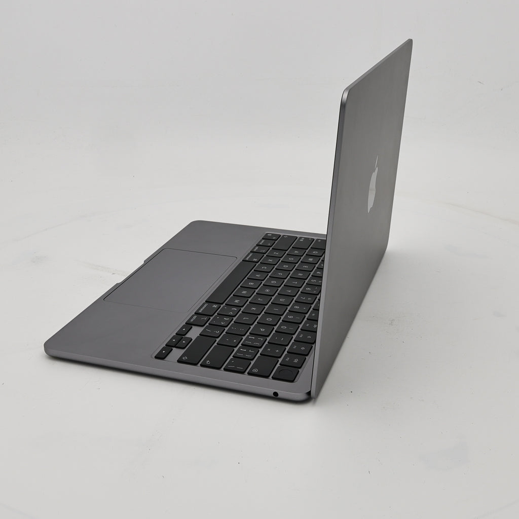 99新 Apple MacBook Air 22年 13寸 M2（8+8核） 8G RAM 256G SSD 深空灰色