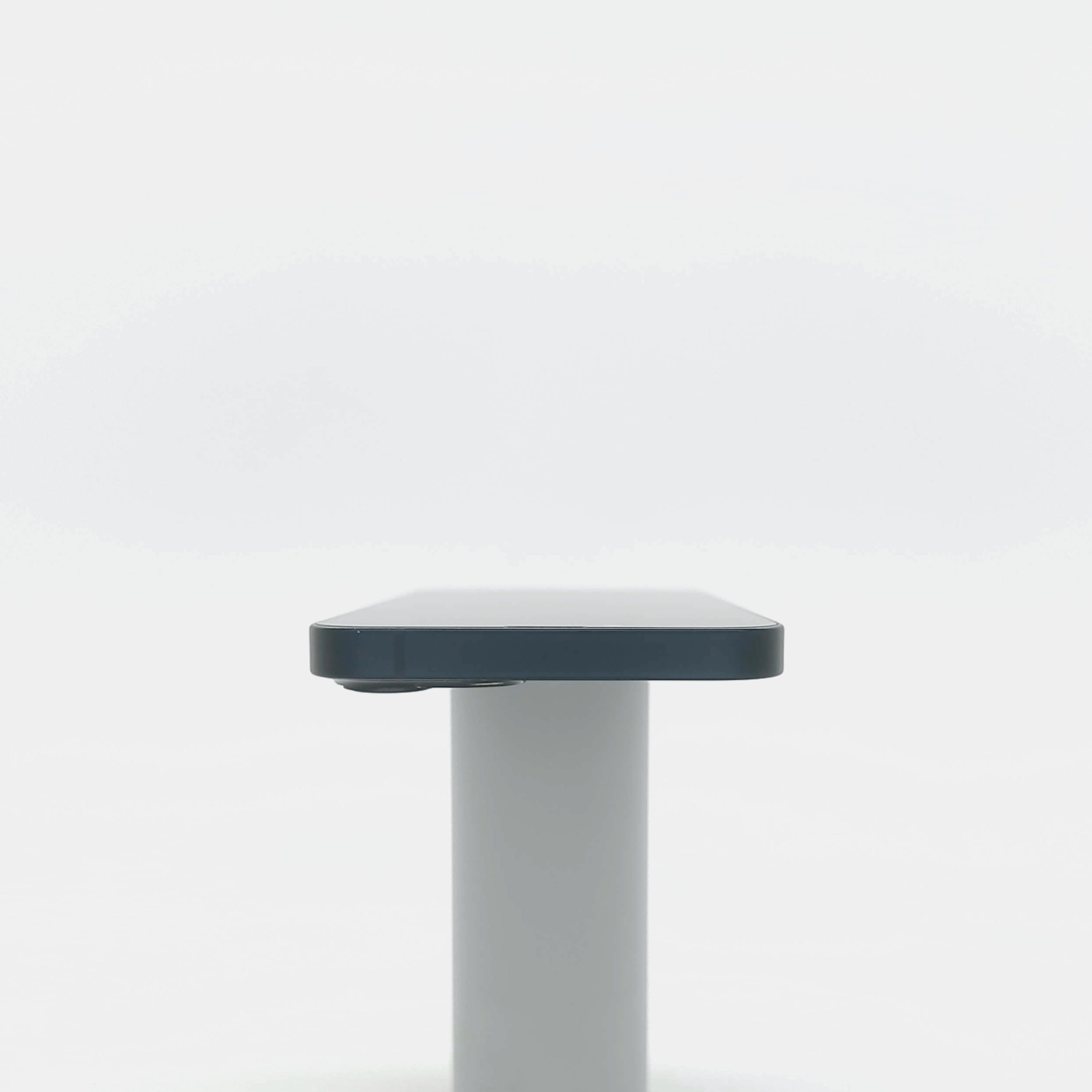 95新 Apple iPhone 13 128G 午夜色 中國大陸版
