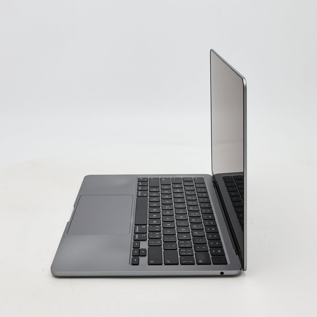 95新 Apple MacBook Air 22年 13寸 M2（8+8核） 8G RAM 256G SSD 深空灰色