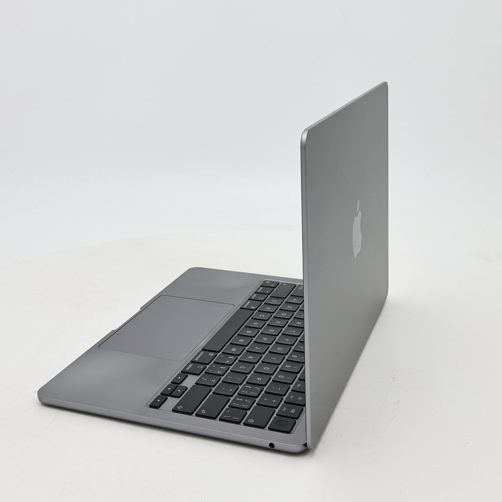 95新 Apple MacBook Air 22年 13寸 M2（8+8核） 8G RAM 256G SSD 深空灰色