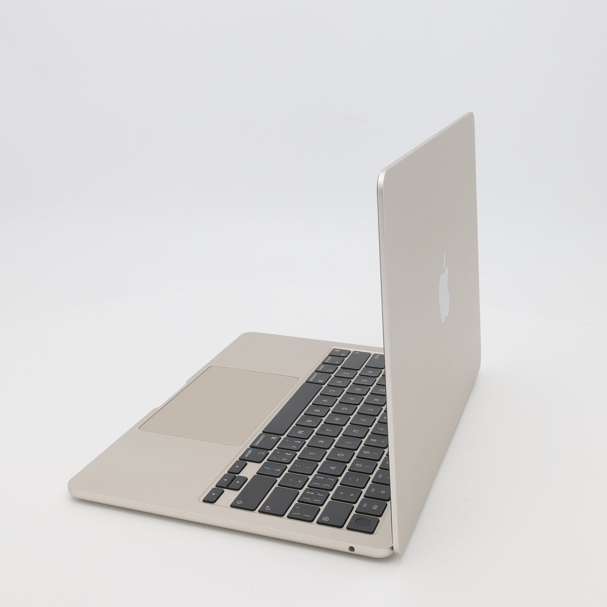 95新 Apple MacBook Air 22年 13寸 M2（8+10核） 8G RAM 512G SSD 星光色