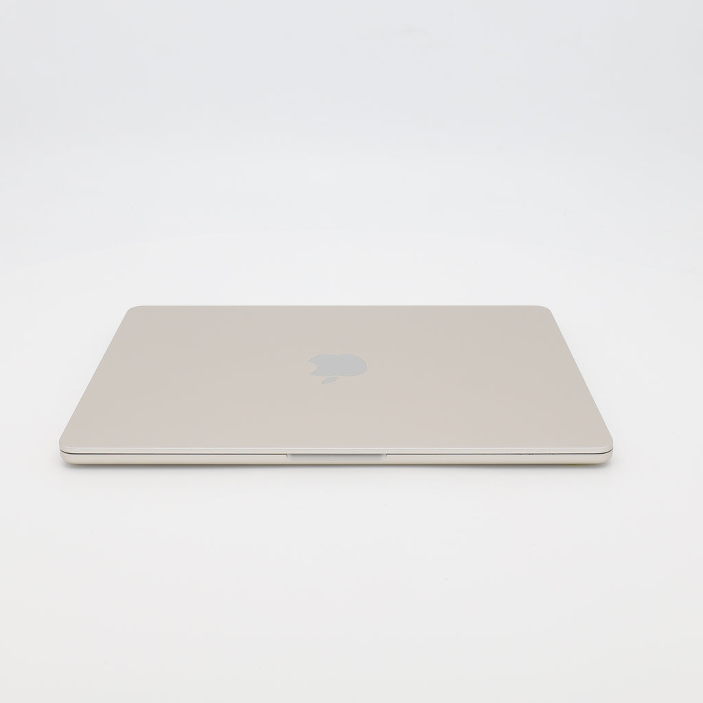 95新 Apple MacBook Air 22年 13寸 M2（8+10核） 8G RAM 512G SSD 星光色