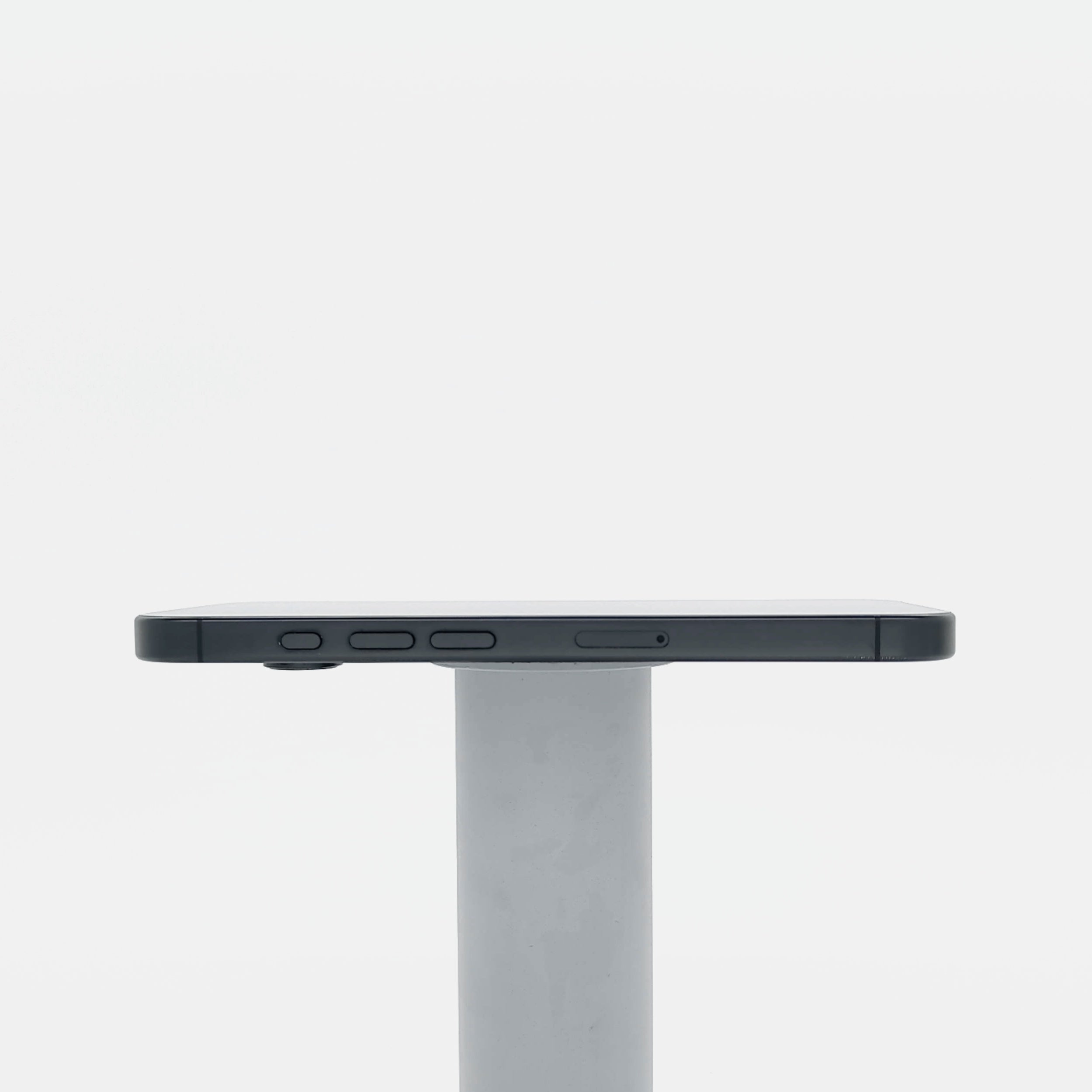 95新 Apple iPhone 16 Pro 128G 黑色鈦金屬 中國大陸版