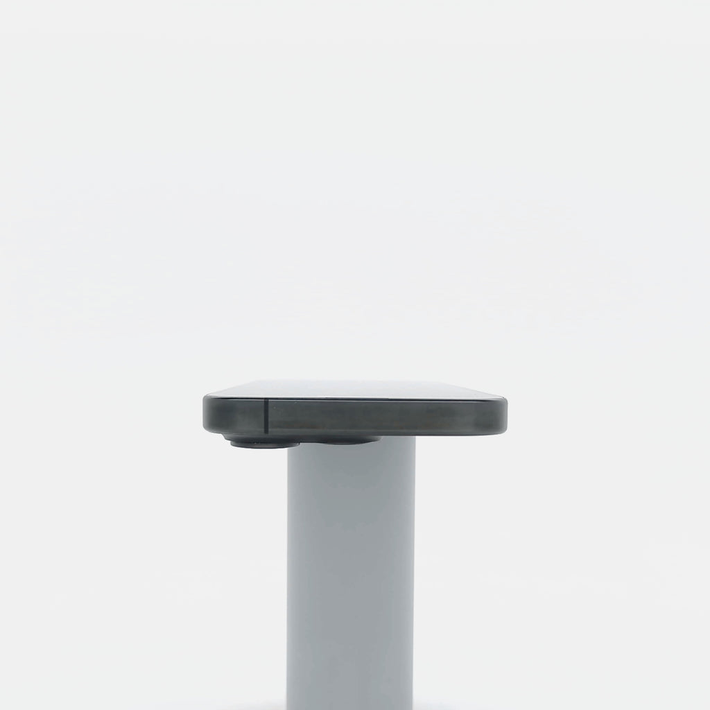 95新 Apple iPhone 15 Pro 128G 黑色鈦金屬 中國大陸版