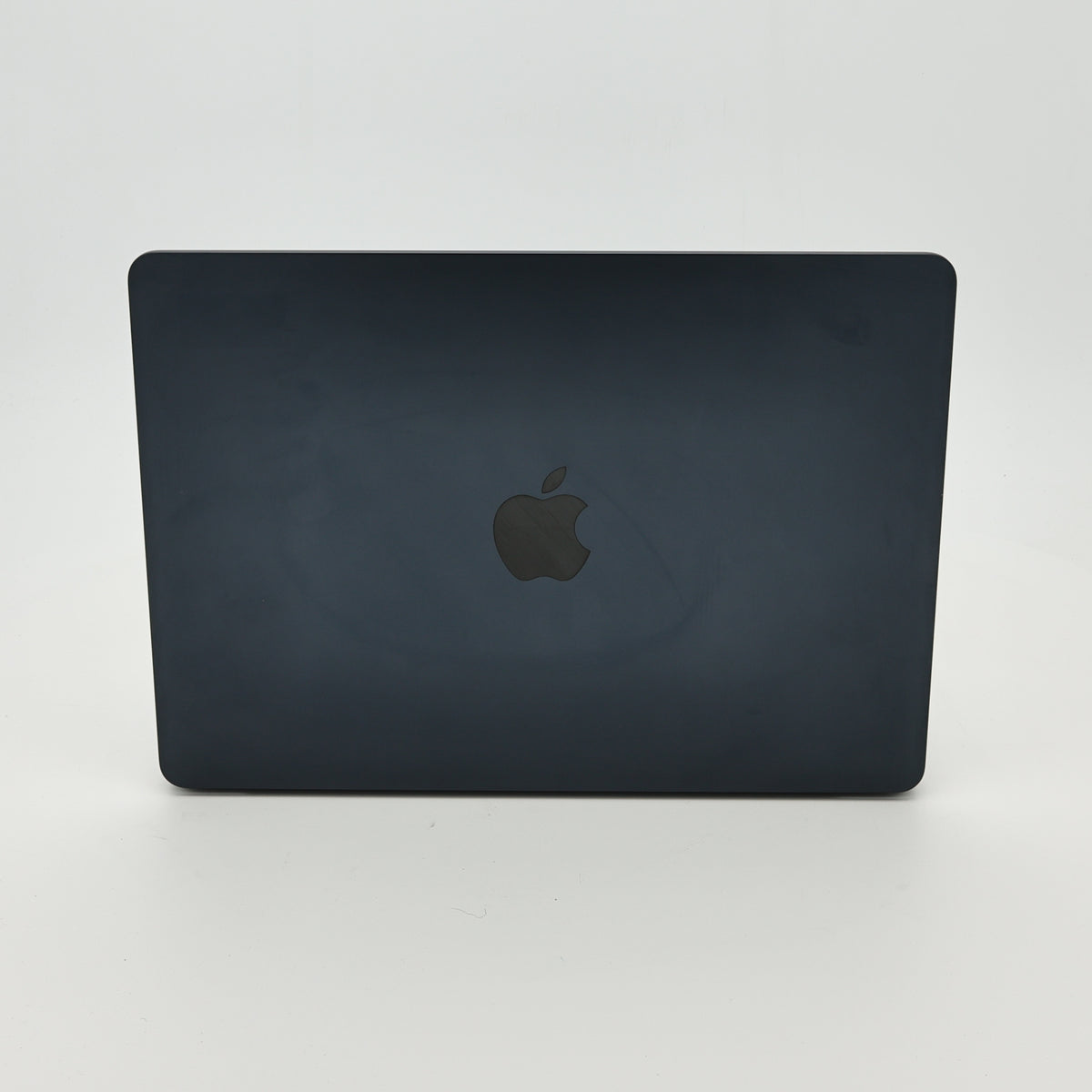 95新 Apple MacBook Air 22年 13寸 M2（8+8核） 8G RAM 256G SSD 午夜色