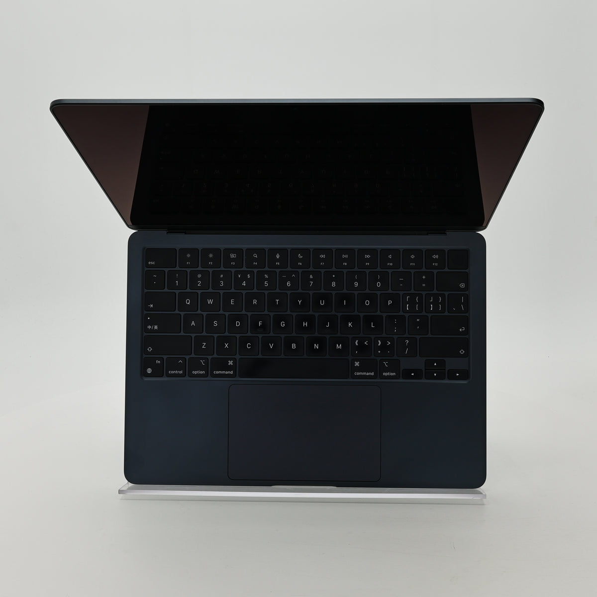 95新 Apple MacBook Air 22年 13寸 M2（8+8核） 8G RAM 256G SSD 午夜色