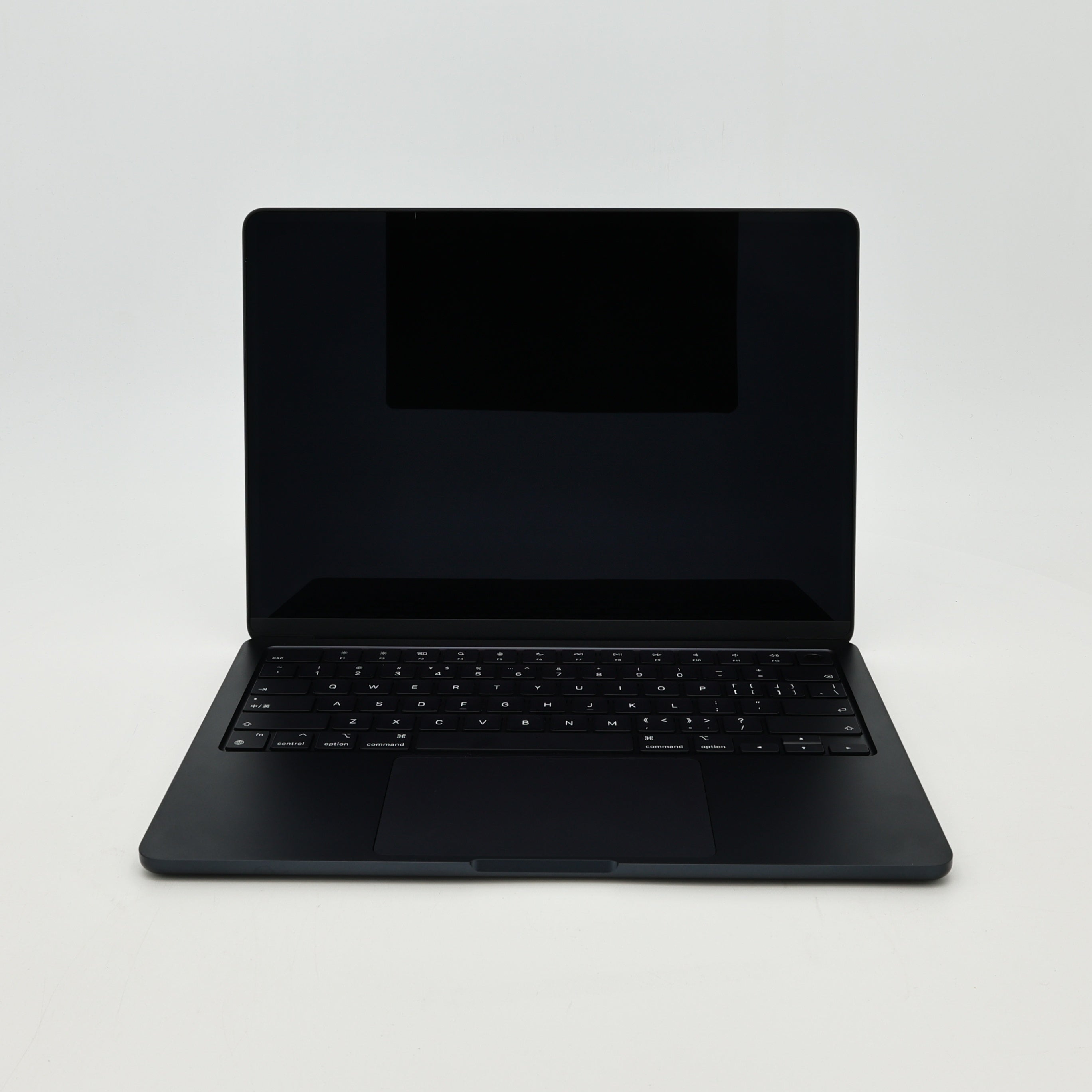 95新 Apple MacBook Air 22年 13寸 M2（8+8核） 8G RAM 256G SSD 午夜色