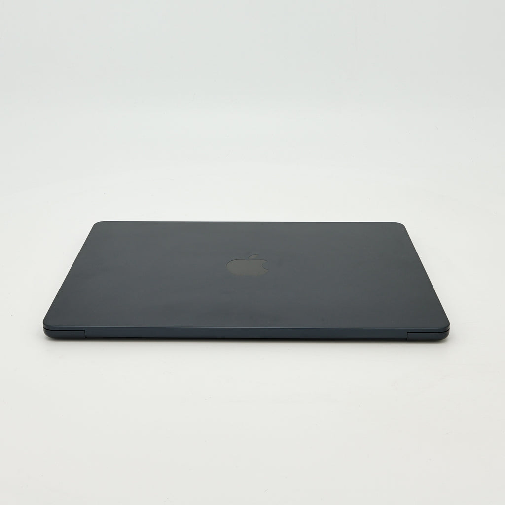 95新 Apple MacBook Air 22年 13寸 M2（8+8核） 8G RAM 256G SSD 午夜色