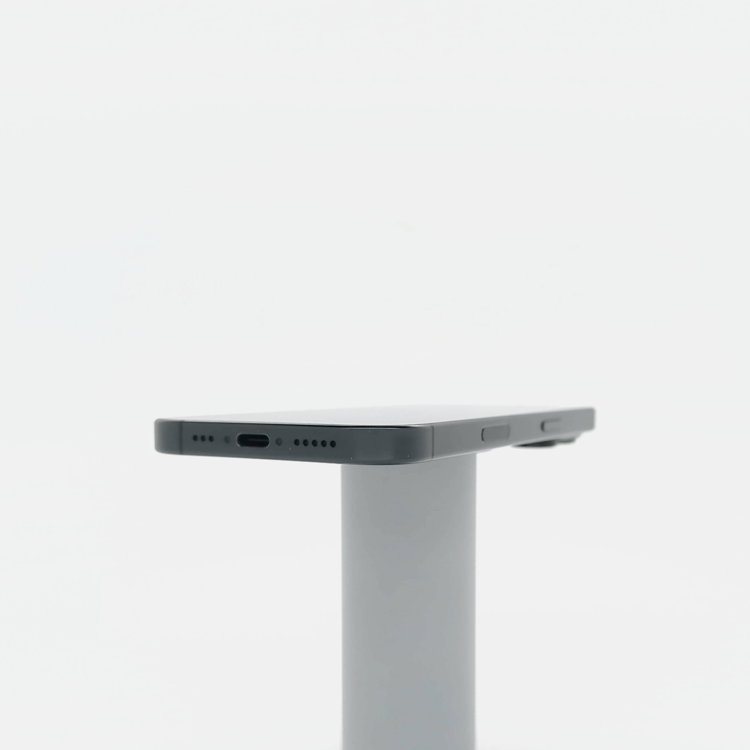 95新 Apple iPhone 16 Pro 128G 黑色鈦金屬 中國大陸版