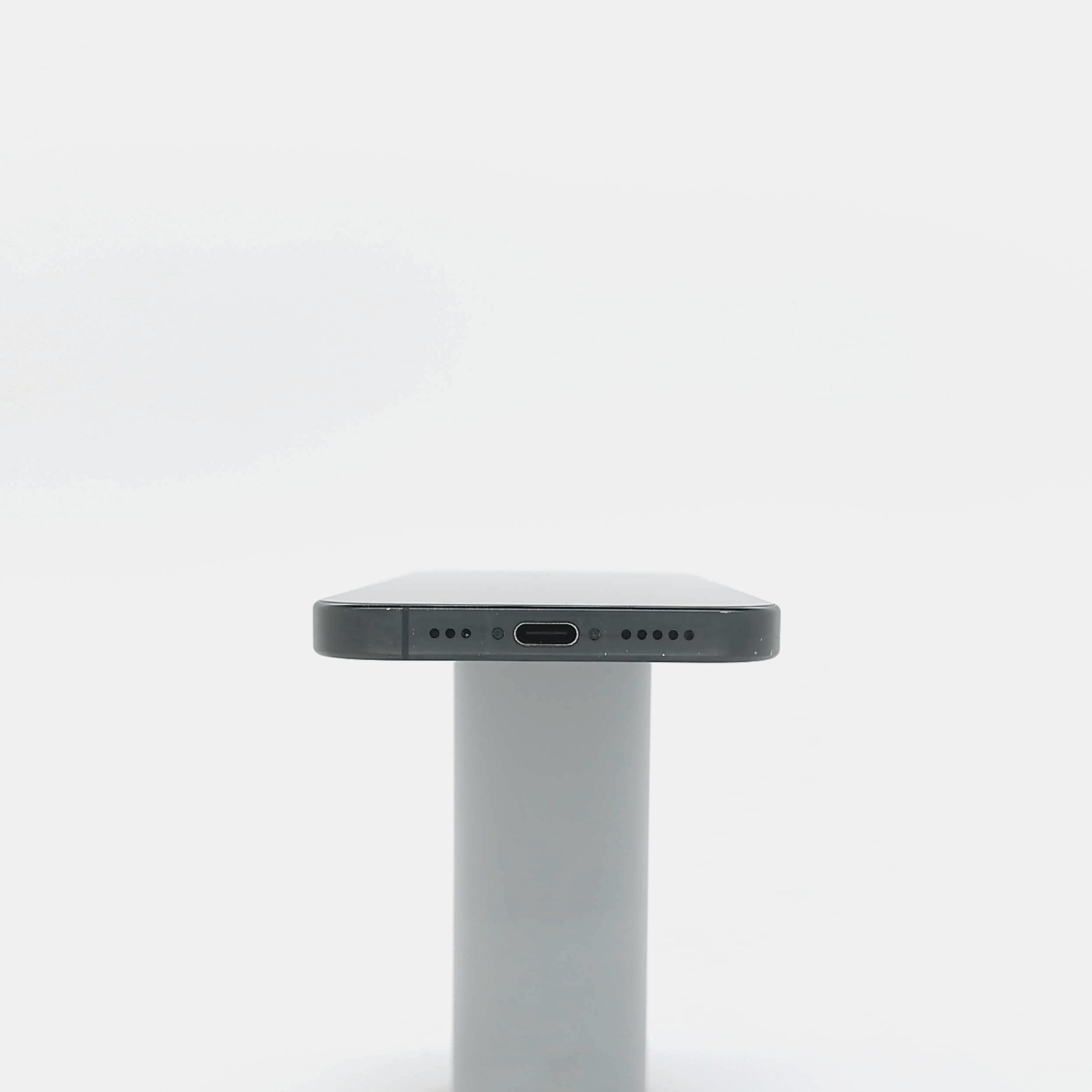95新 Apple iPhone 16 Pro 128G 黑色鈦金屬 中國大陸版