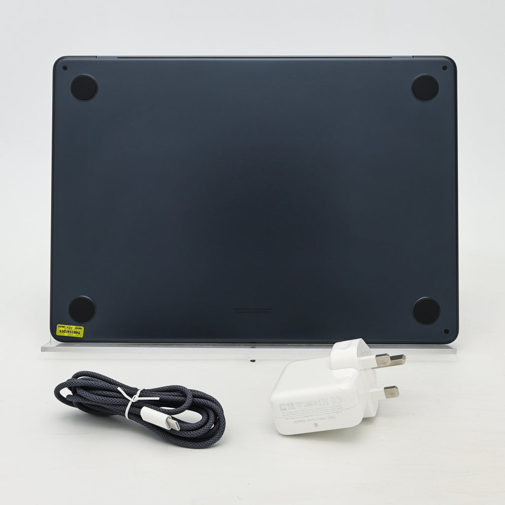 95新 Apple MacBook Air 22年 13寸 M2（8+8核） 8G RAM 256G SSD 午夜色