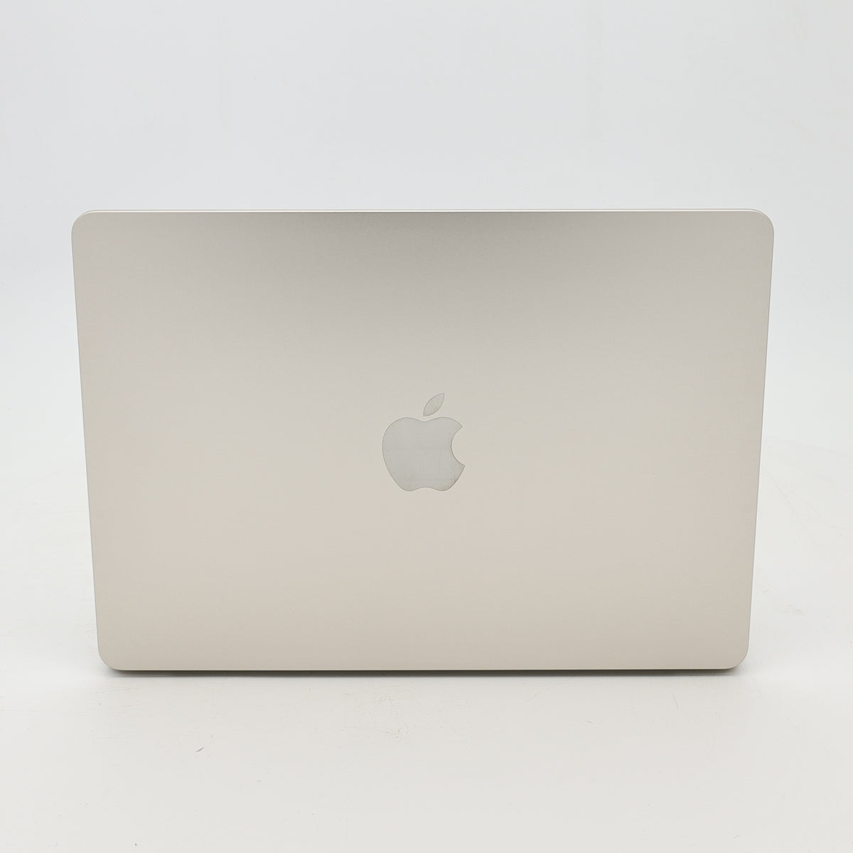 95新 Apple MacBook Air 22年 13寸 M2（8+10核） 8G RAM 512G SSD 星光色