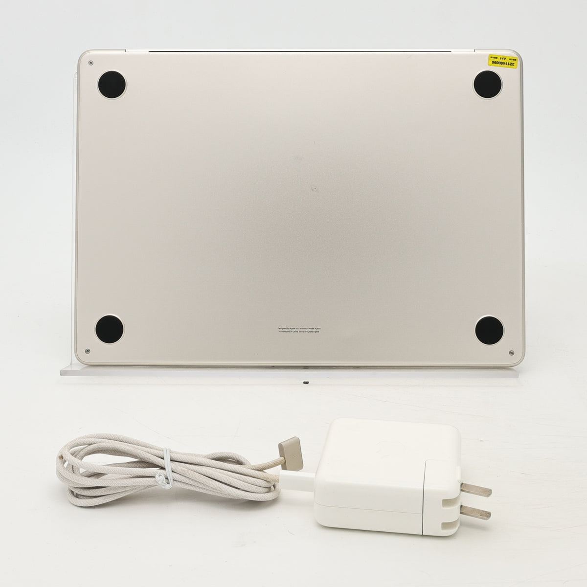 95新 Apple MacBook Air 22年 13寸 M2（8+10核） 8G RAM 512G SSD 星光色