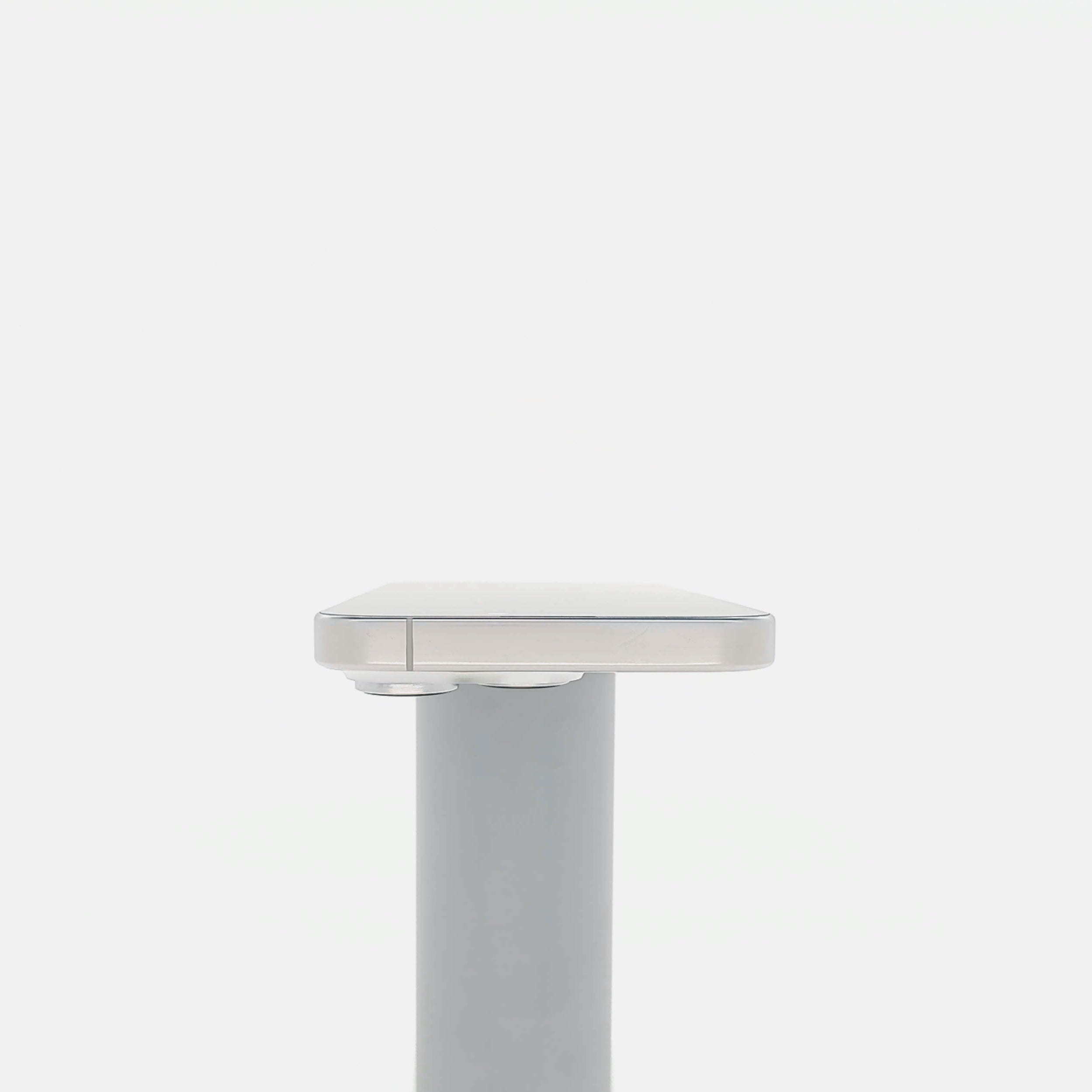 95新 Apple iPhone 16 Pro 128G 白色鈦金屬 中國大陸版