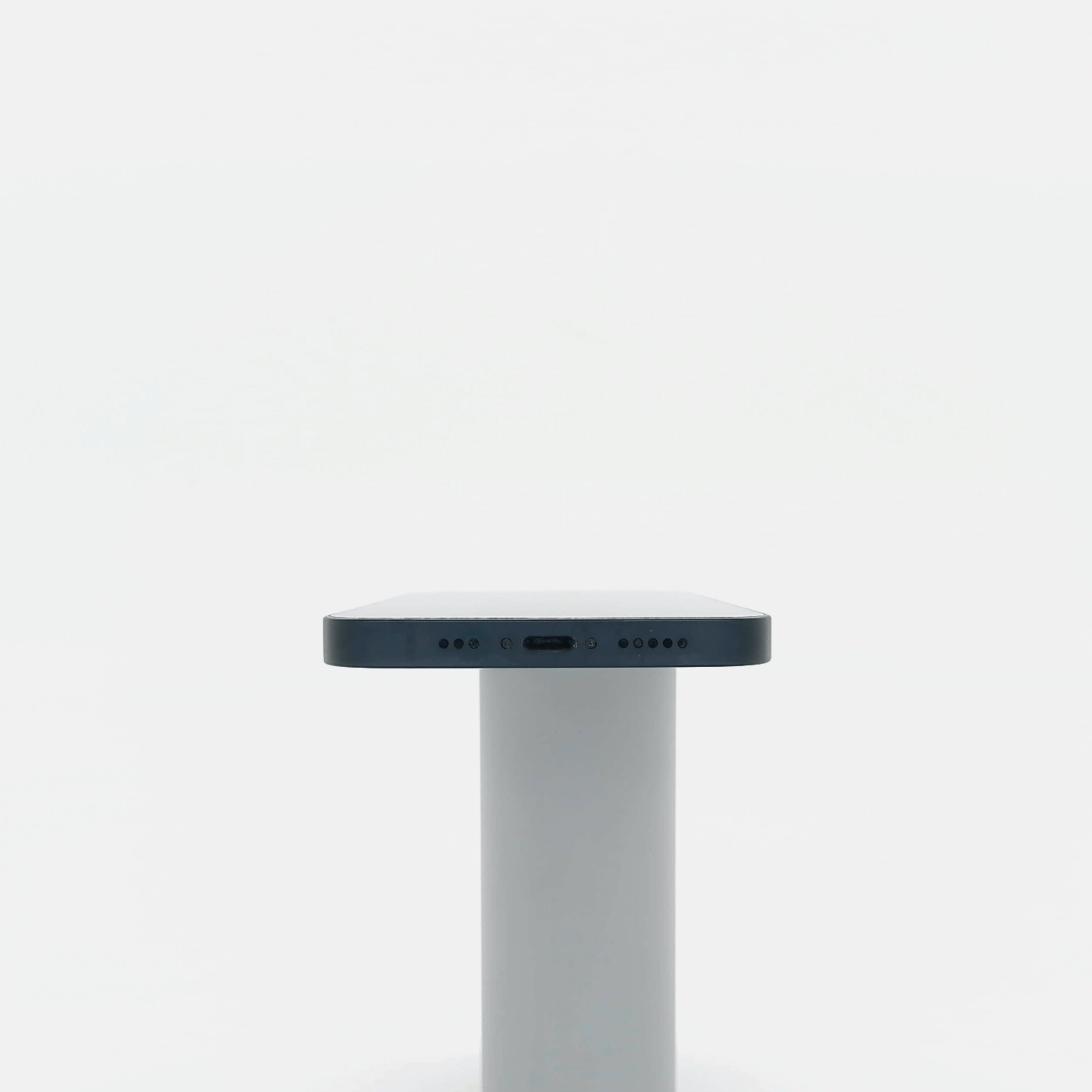 95新 Apple iPhone 13 256G 午夜色 中國大陸版