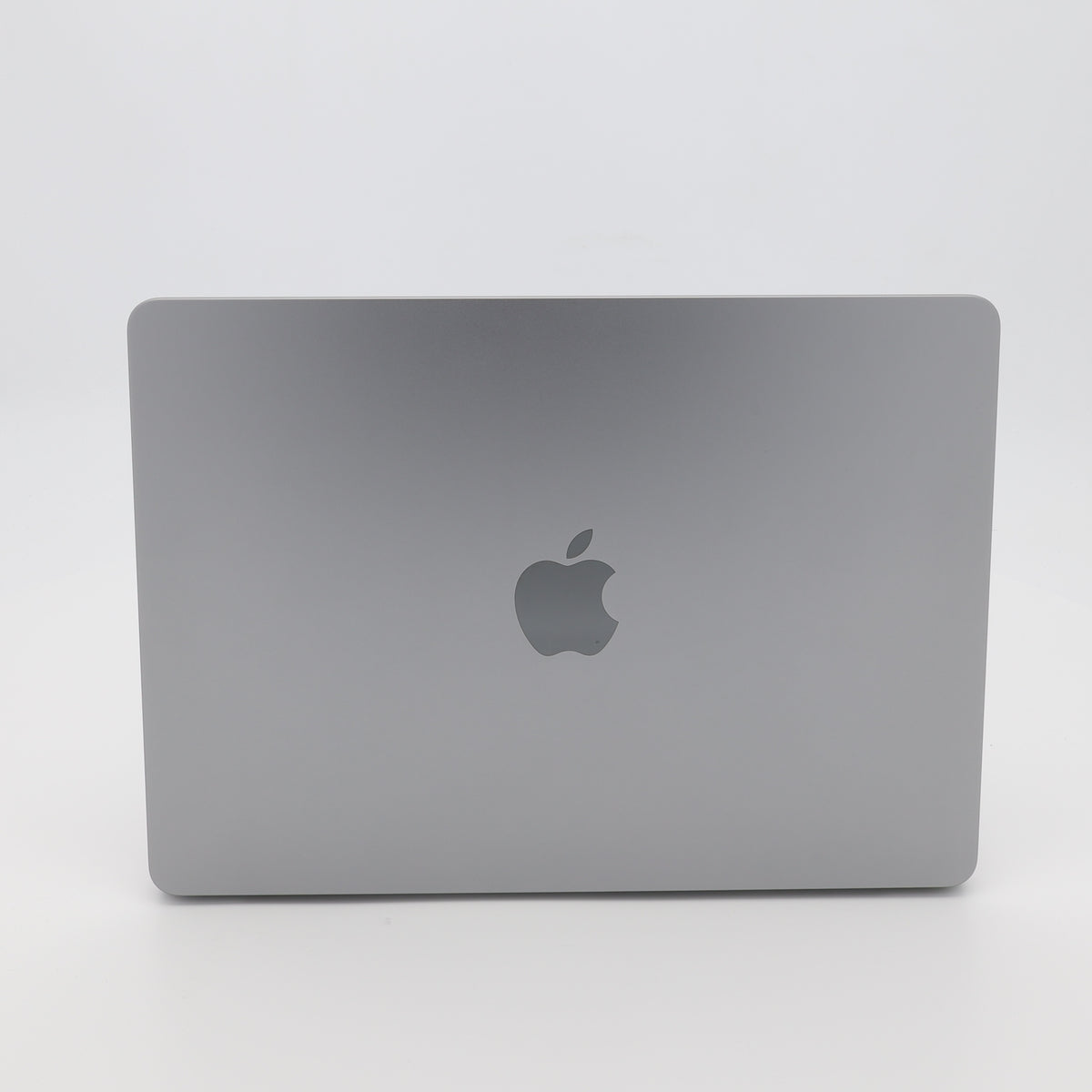 95新 Apple MacBook Air 22年 13寸 M2（8+8核） 8G RAM 256G SSD 深空灰色