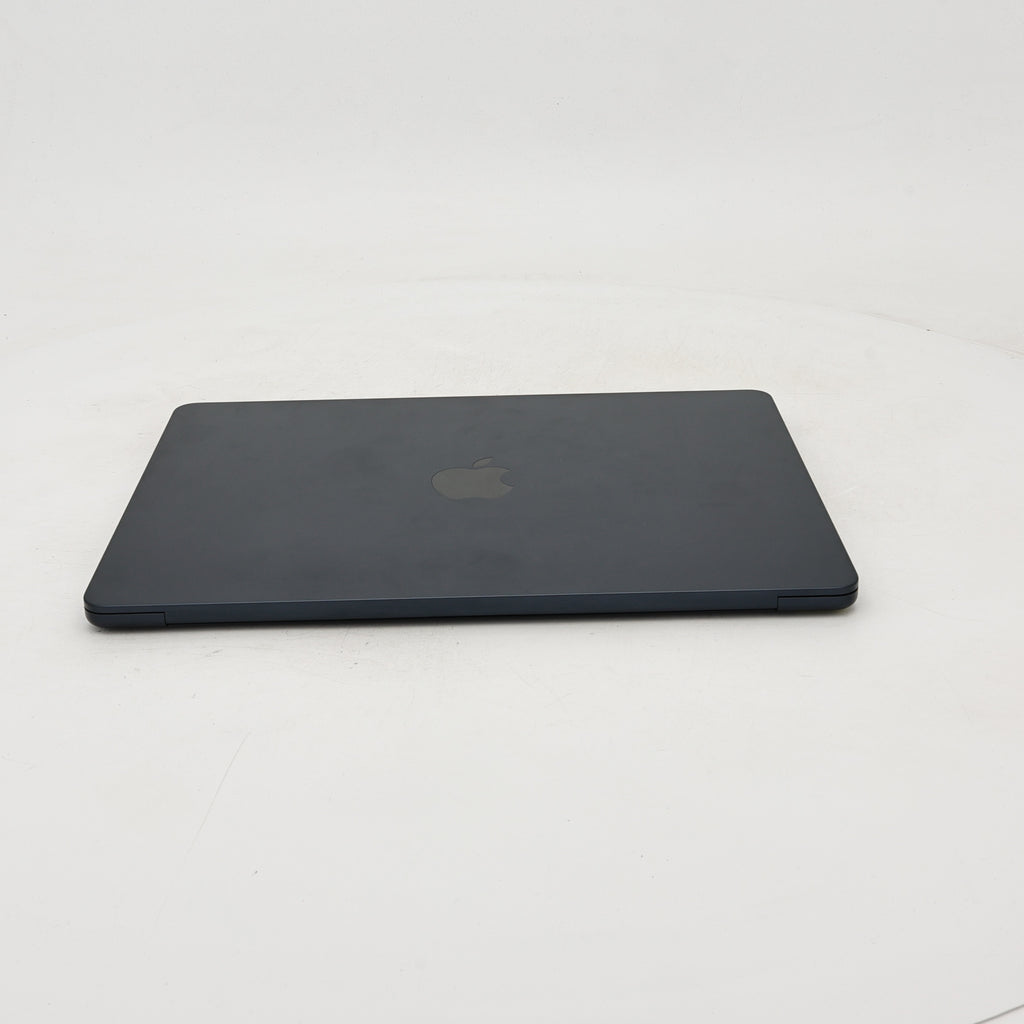99新 Apple MacBook Air 24年 13寸 M3（8+8核） 8G RAM 256G SSD 午夜色