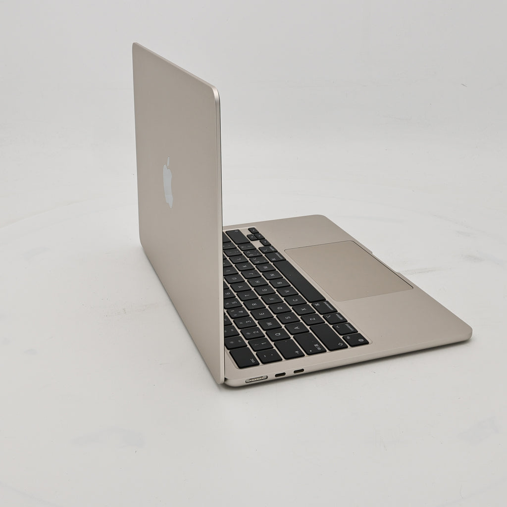 95新 Apple MacBook Air 22年 13寸 M2（8+8核） 8G RAM 256G SSD 星光色