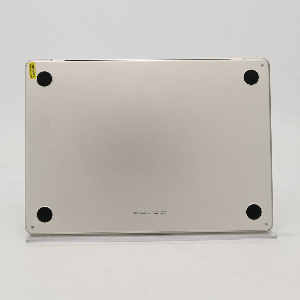 95新 Apple MacBook Air 22年 13寸 M2（8+8核） 8G RAM 256G SSD 星光色