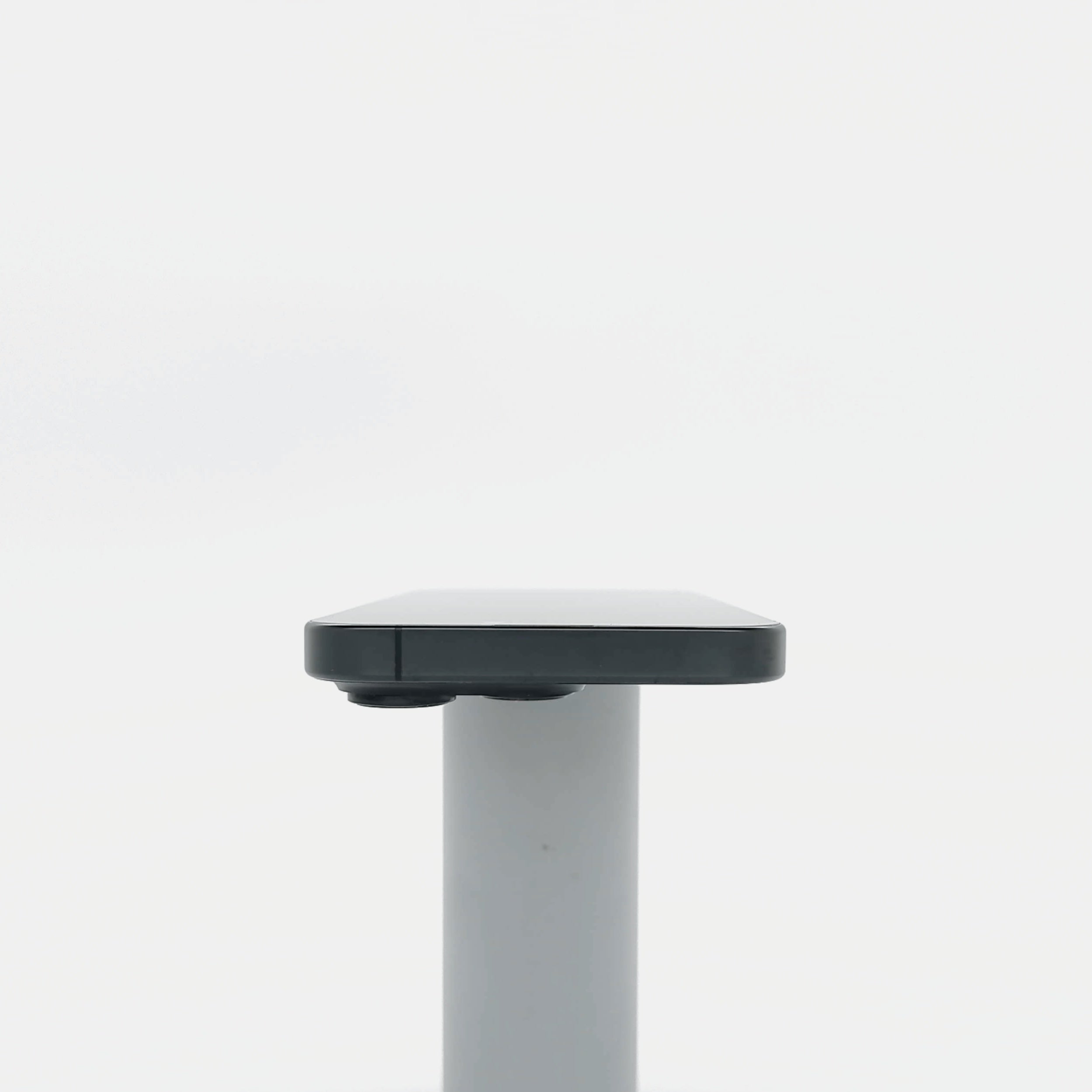 95新 Apple iPhone 16 Pro 128G 黑色鈦金屬 中國大陸版
