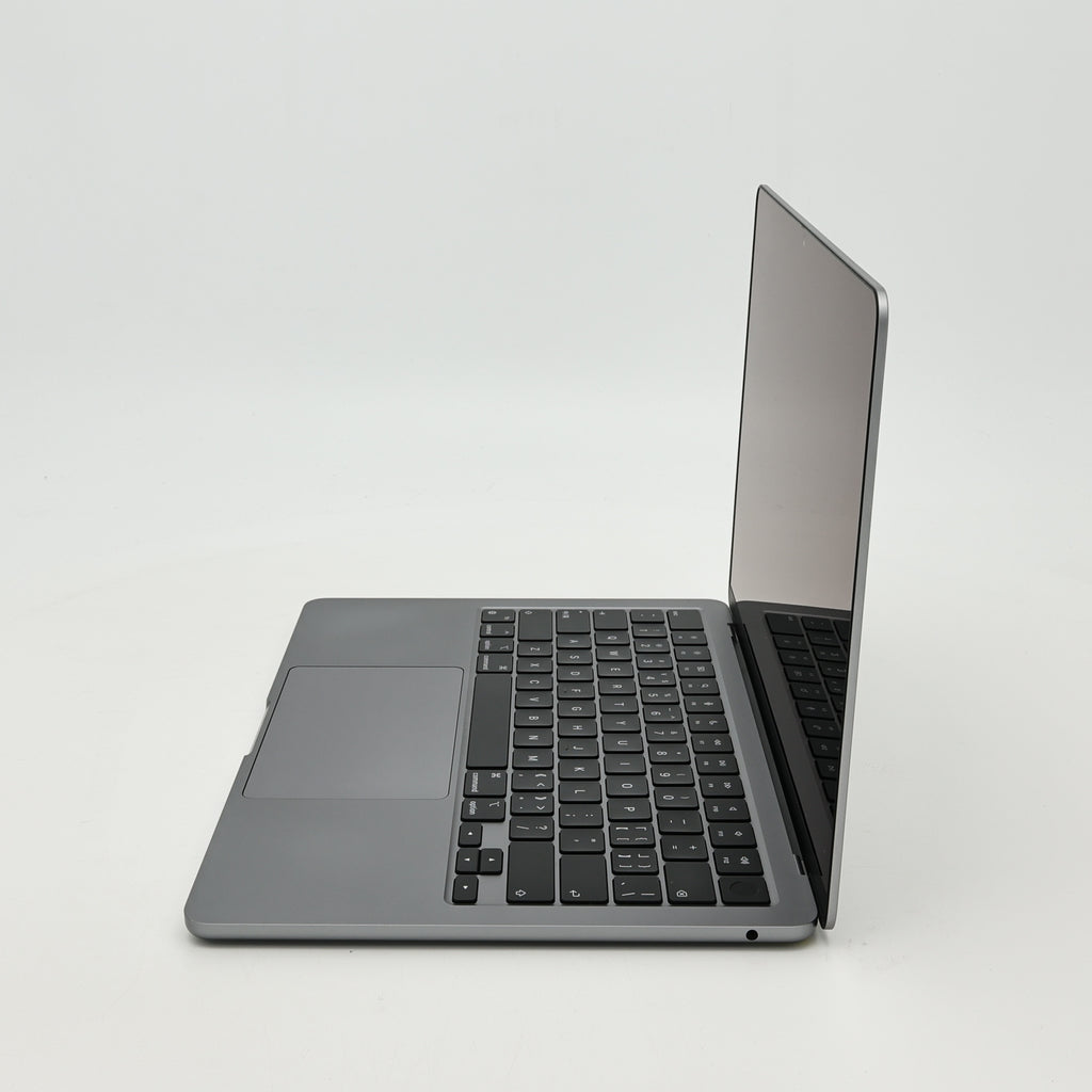 95新 Apple MacBook Air 22年 13寸 M2（8+10核） 8G RAM 512G SSD 深空灰色