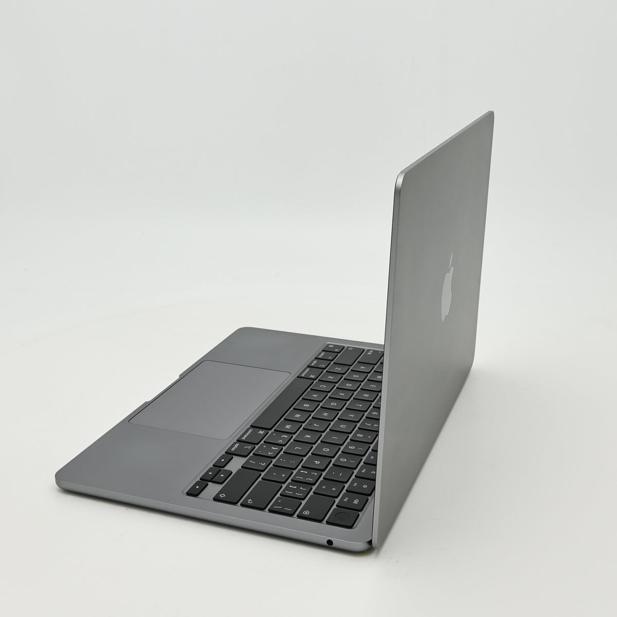 95新 Apple MacBook Air 22年 13寸 M2（8+10核） 8G RAM 512G SSD 深空灰色