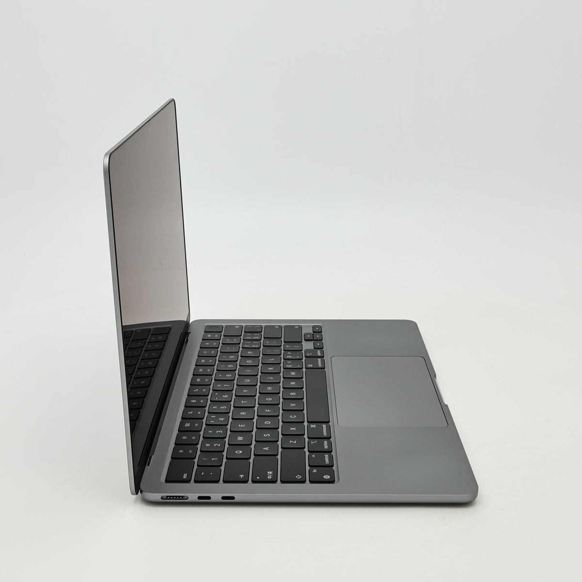 95新 Apple MacBook Air 22年 13寸 M2（8+10核） 8G RAM 512G SSD 深空灰色