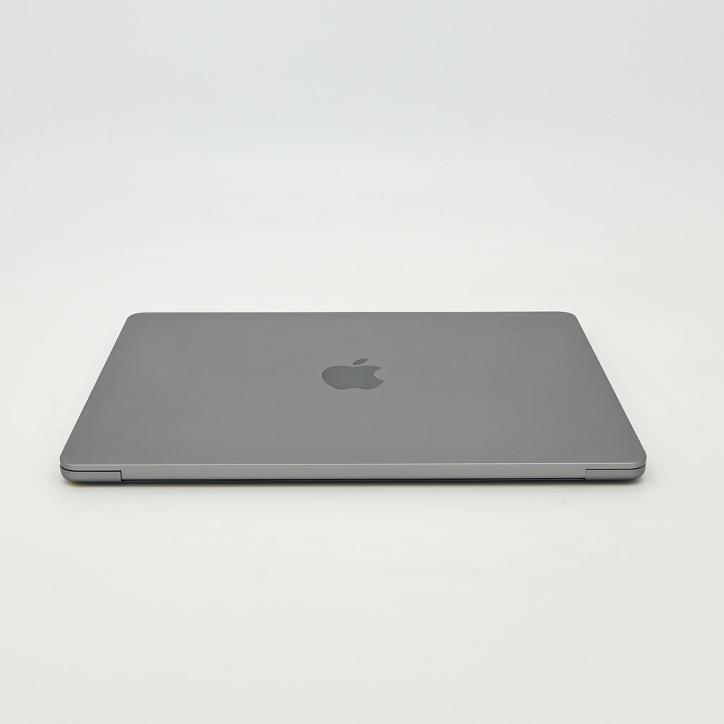 95新 Apple MacBook Air 22年 13寸 M2（8+10核） 8G RAM 512G SSD 深空灰色