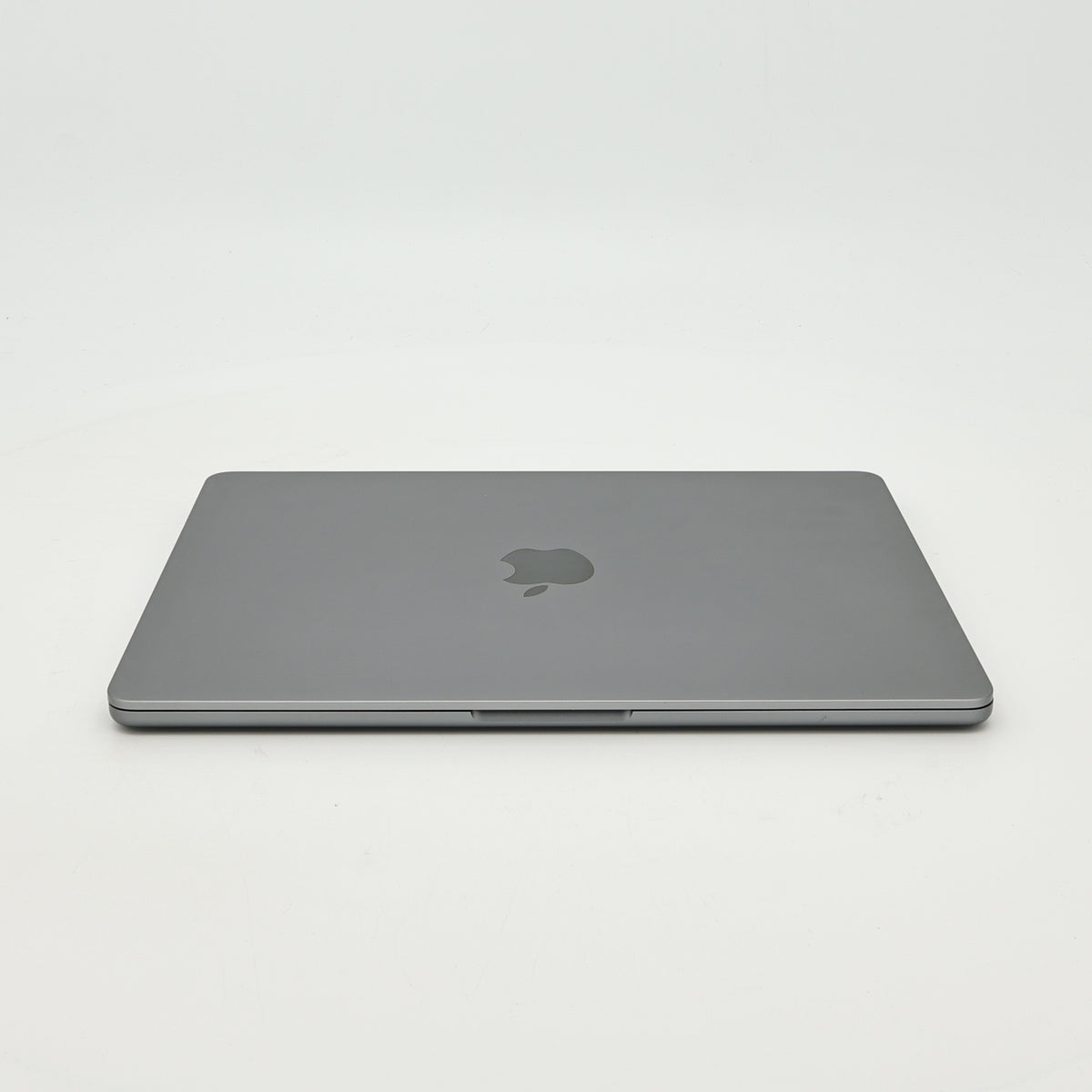 95新 Apple MacBook Air 22年 13寸 M2（8+10核） 8G RAM 512G SSD 深空灰色