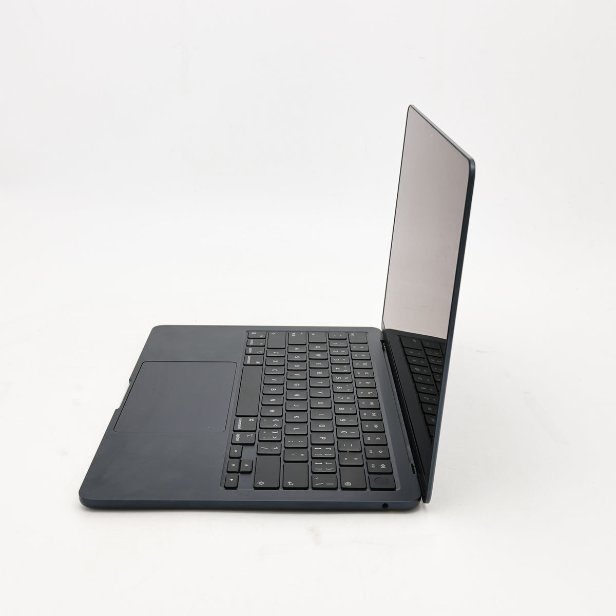 95新 Apple MacBook Air 22年 13寸 M2（8+10核） 8G RAM 512G SSD 午夜色