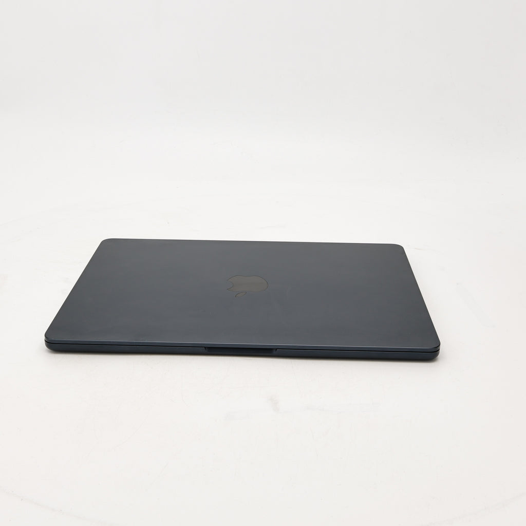 95新 Apple MacBook Air 22年 13寸 M2（8+10核） 8G RAM 512G SSD 午夜色
