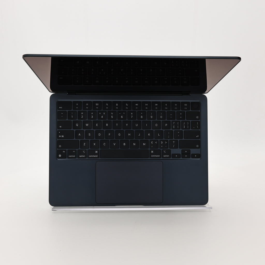 95新 Apple MacBook Air 22年 13寸 M2（8+8核） 8G RAM 256G SSD 午夜色