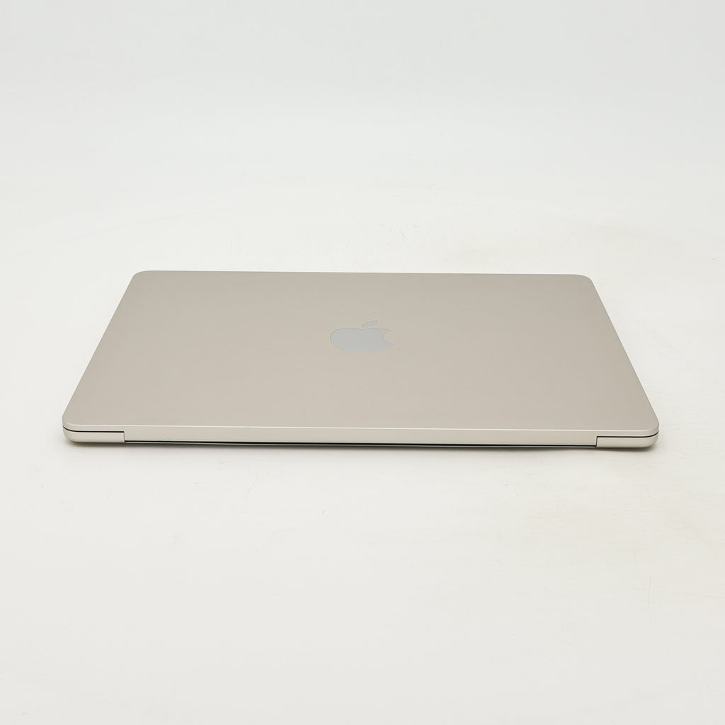 95新 Apple MacBook Air 22年 13寸 M2（8+8核） 8G RAM 256G SSD 星光色